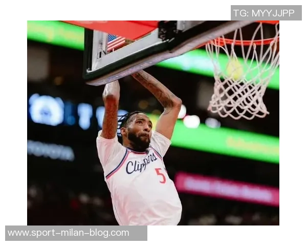 伦纳德前三节低迷表现后末节爆发砍下19分助队绝杀对手